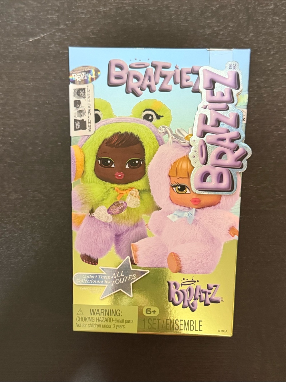 NIB BRATZ BRATZIEZ ICONZ BESTIEZ BLIND BOX